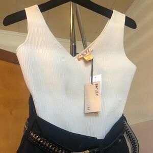 NWT ribbed top -Size Small